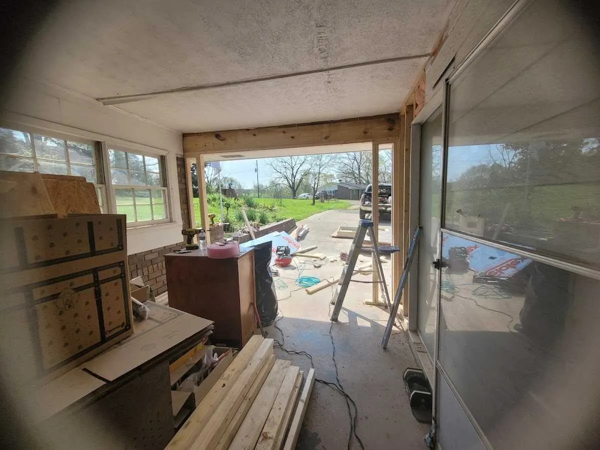 Air movers and dehumidifier for Water Mitigation Services in Boxborough